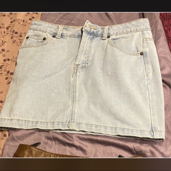 Denim skirt - Picture 1 of 1